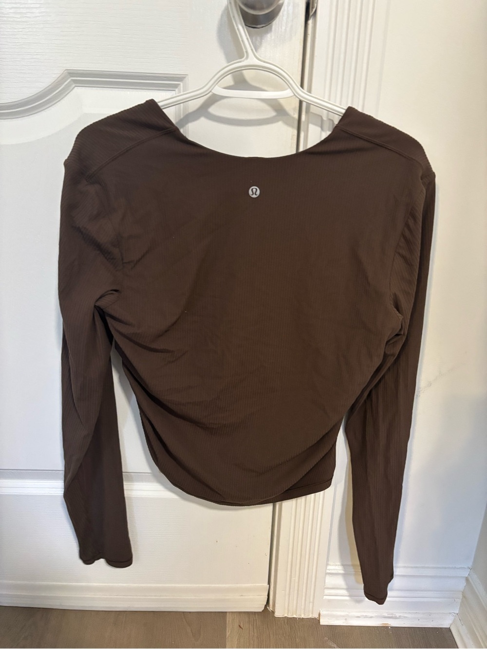 Lululemon yoga top - Picture 8 of 9
